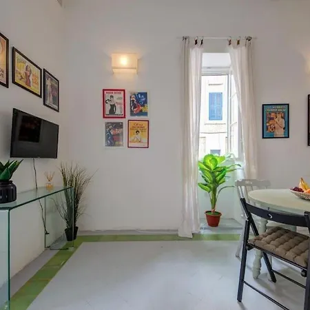 Traditional Maltese Town House In *
