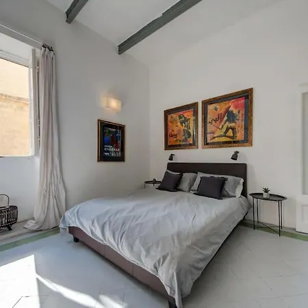 Дом отдыха Traditional Maltese Town House In